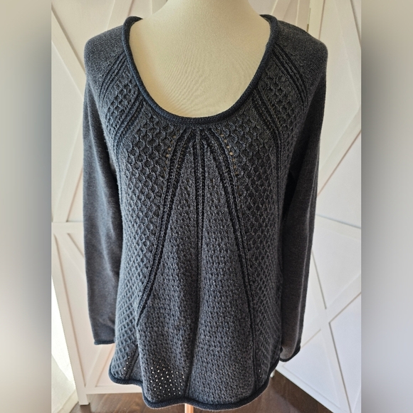 Calvin Klein Women's Knit Long Sleeve Sweater In Gray - Picture 2 of 11